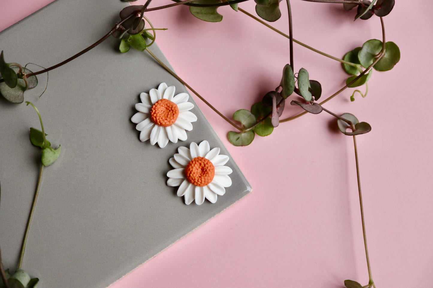 Daisy with Glass Dangles