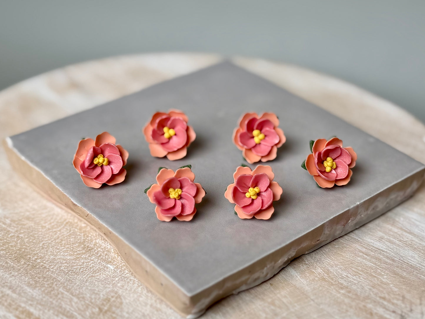 Flower studs