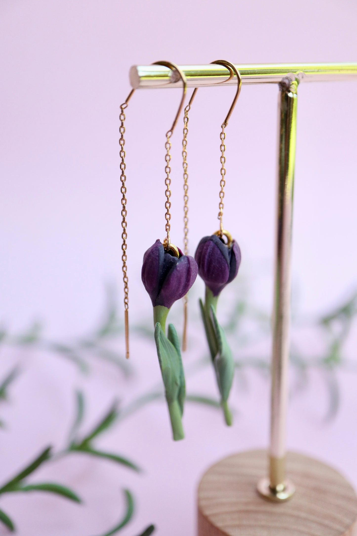Purple Taupe Tulip Link Earrings