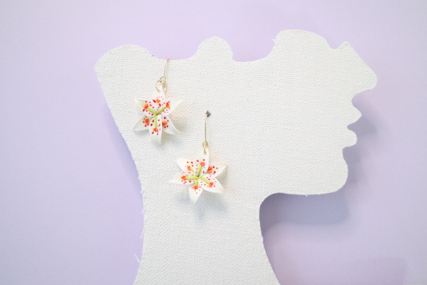 Lilies bouquet earrings