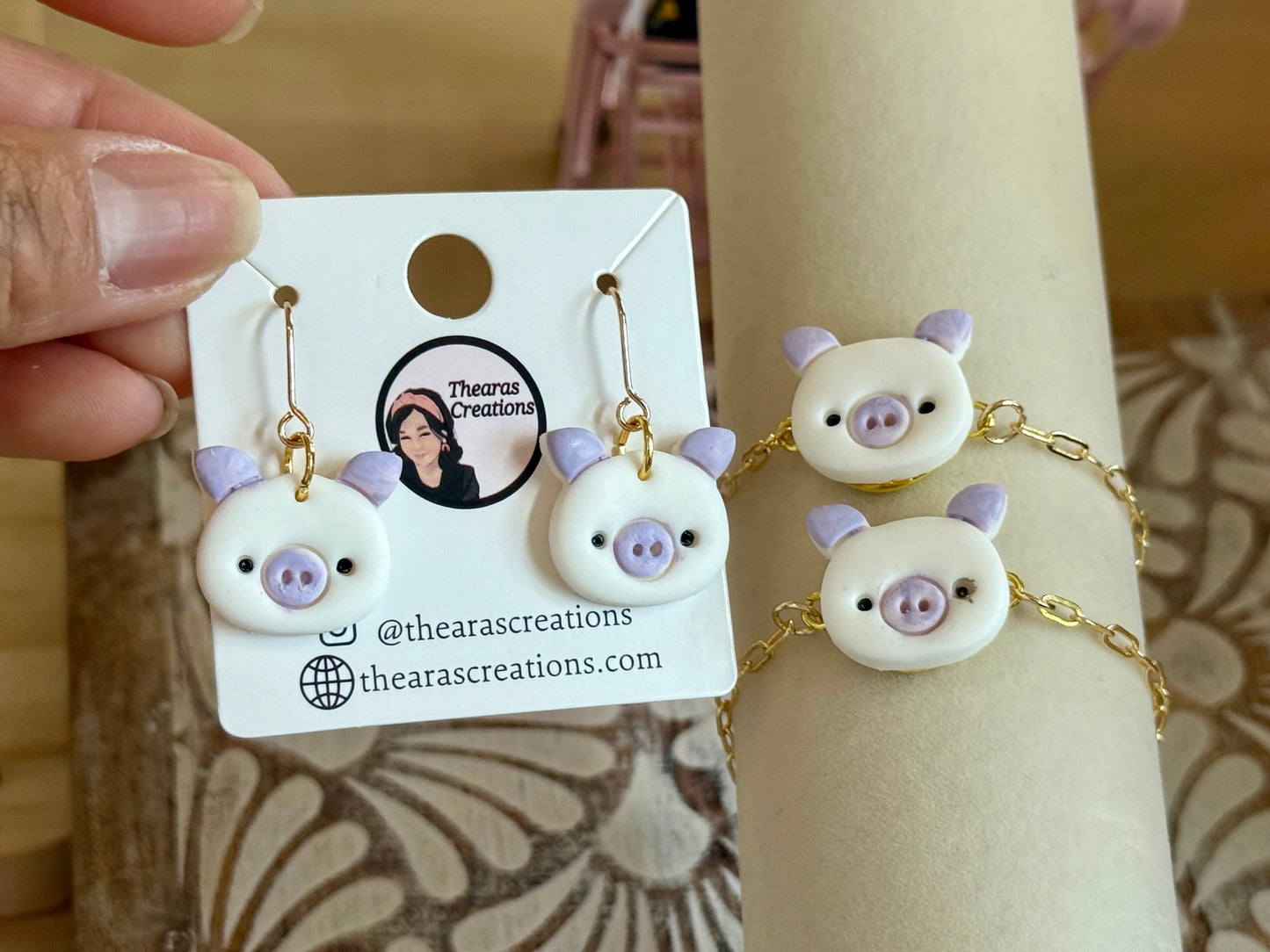 Pig 🐷 earrings and bracelets