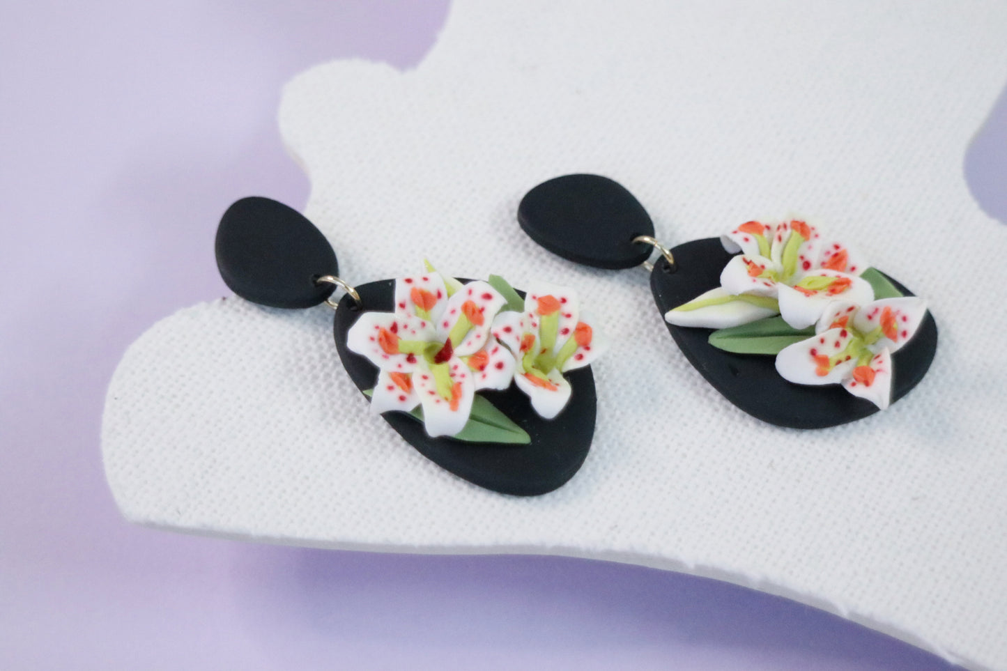 Lilies bouquet earrings