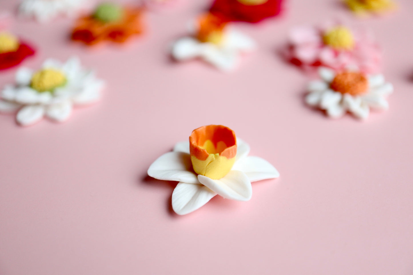 Daffodils Studs