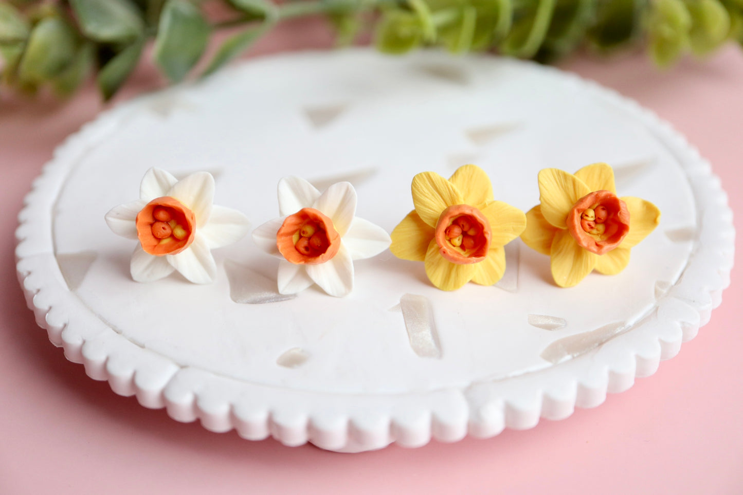 Daffodils Studs
