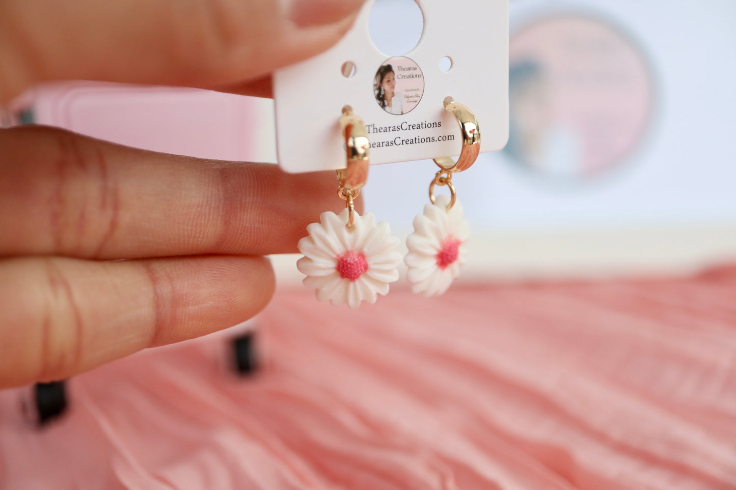 Mini Daisy earrings