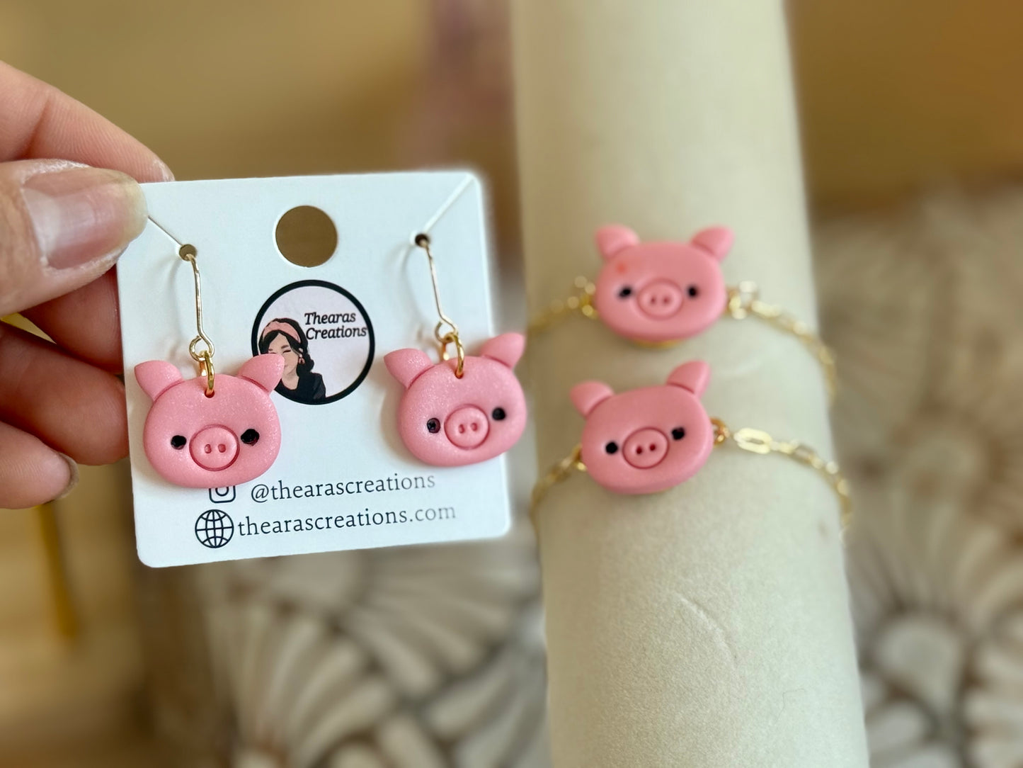 Pig 🐷 earrings and bracelets