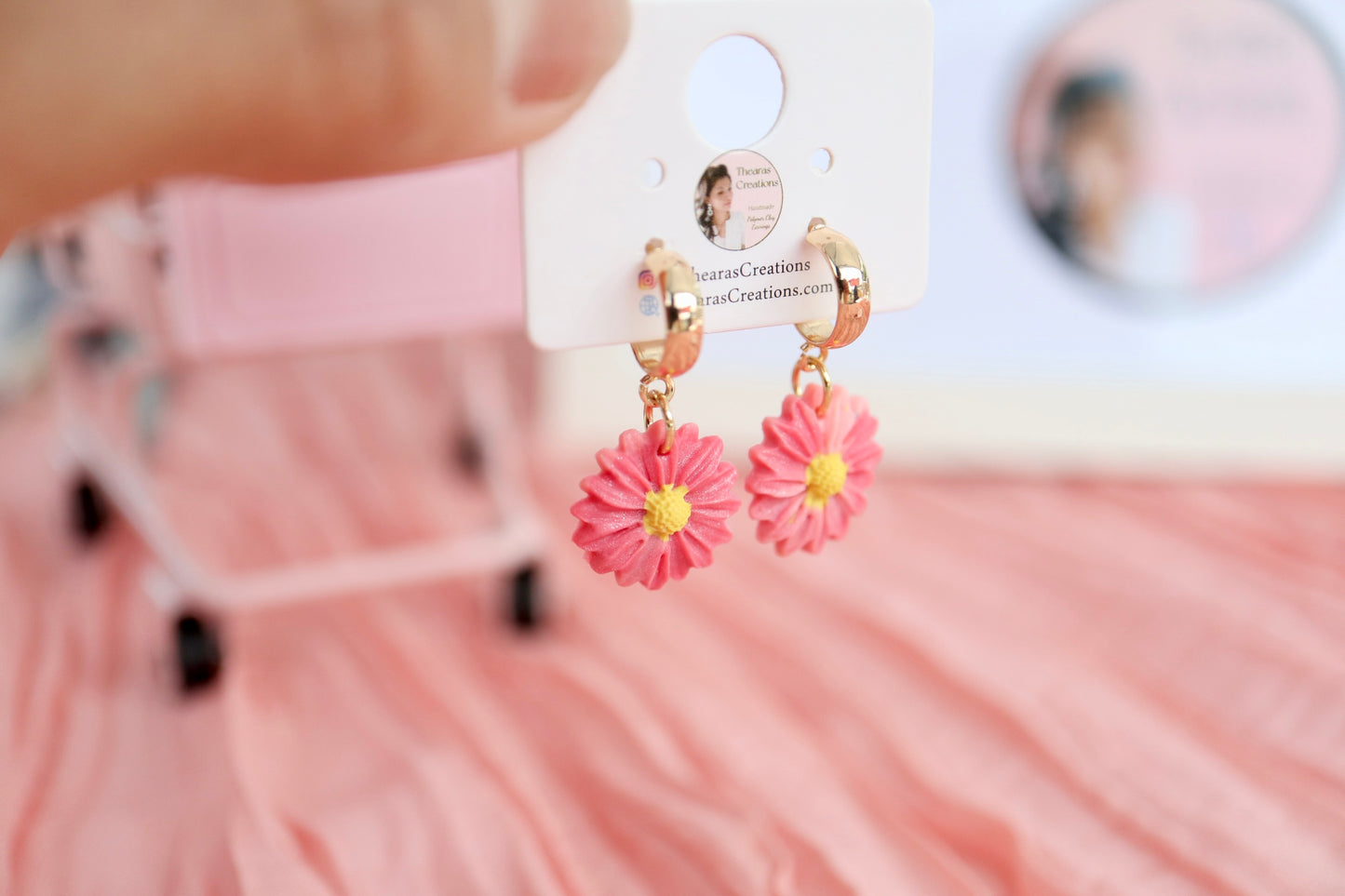 Mini Daisy earrings