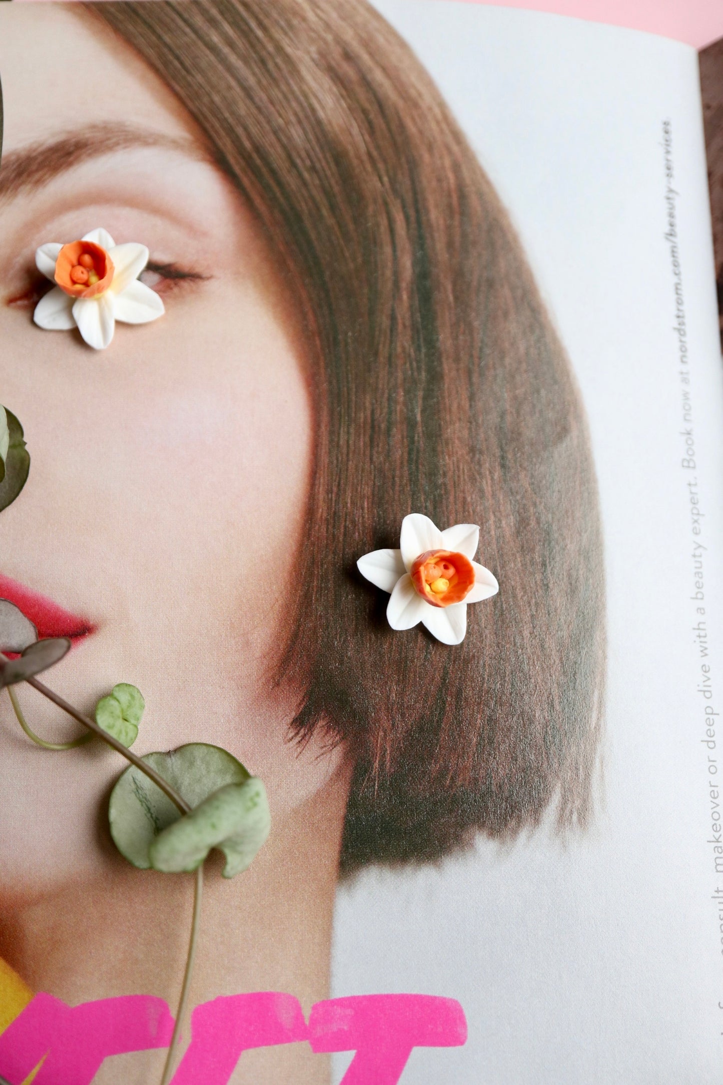 Daffodils Studs