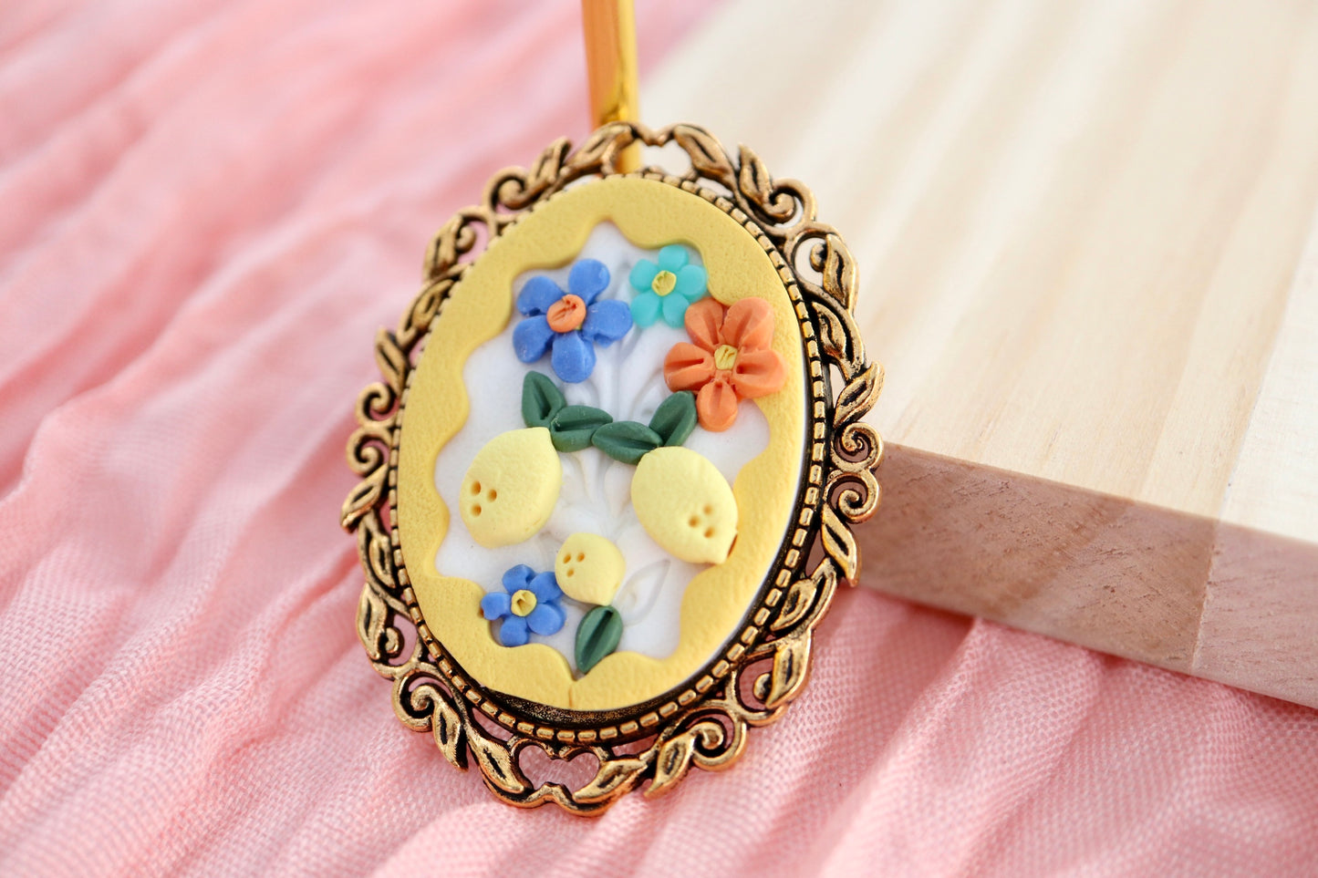 Lemon Brooch Pin -Antique Gold