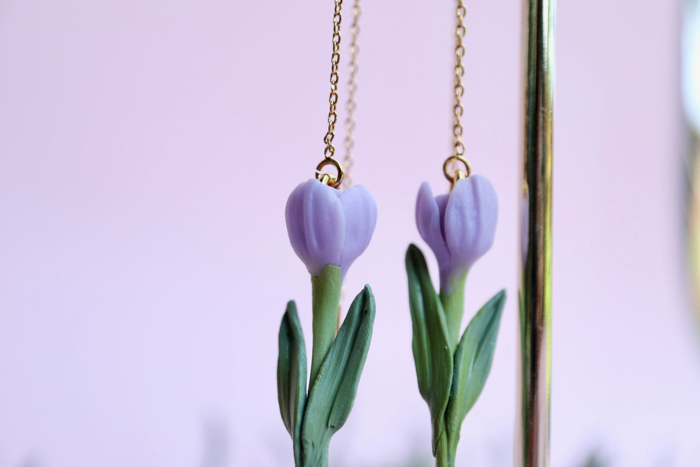 Lilac Tulip Link Earrings