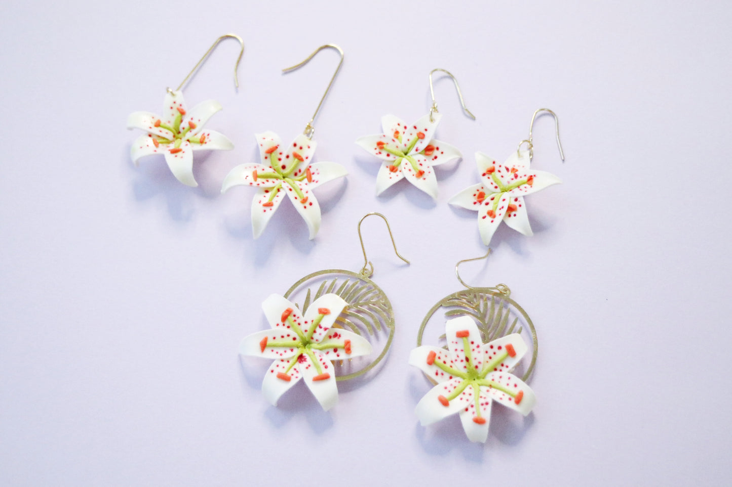 Lilies bouquet earrings￼