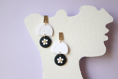 Lisa White circle Earrings