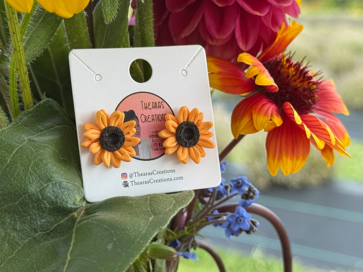 Two layers sunflower studs.