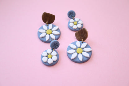 Blue Daisy 🌼 Earrings