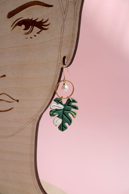 Monstera Earrings & Bracelet Pearl