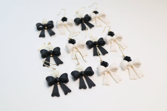 Black and White Bows with Roses