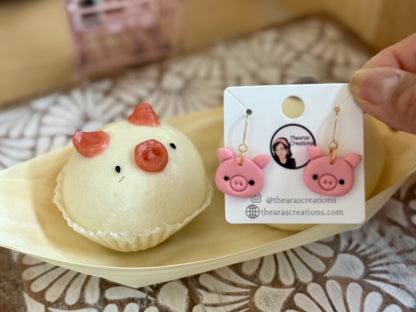 Pig 🐷 earrings and bracelets
