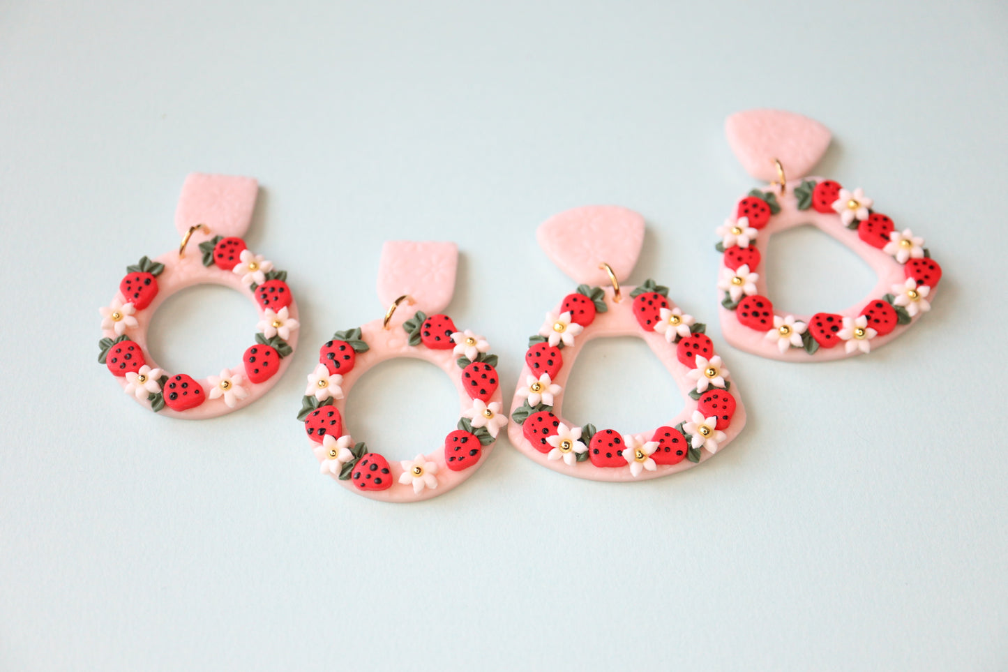 Strawberry 🍓Earrings