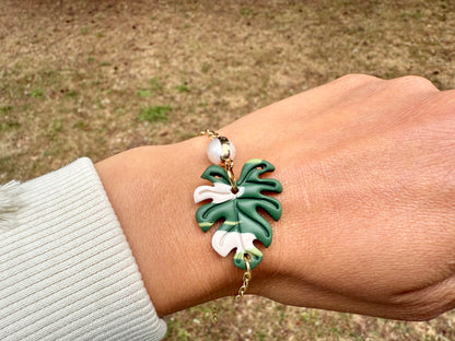 Monstera Earrings & Bracelet Pearl