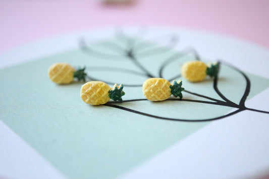 Mini pineapple studs 🍍