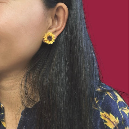 Sunflower 🌻 Studs