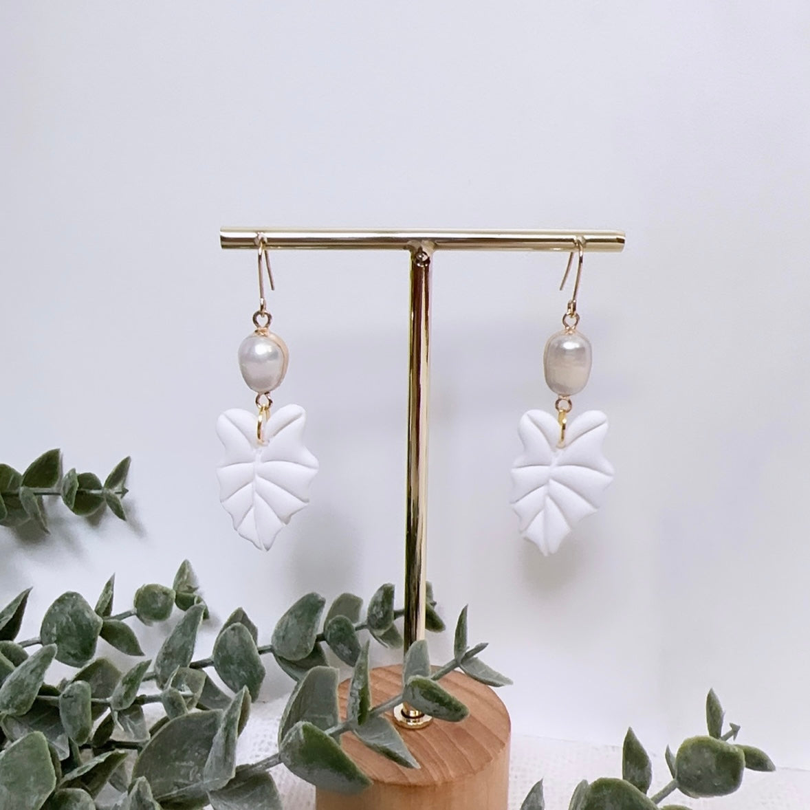 Alocasia Earrings.