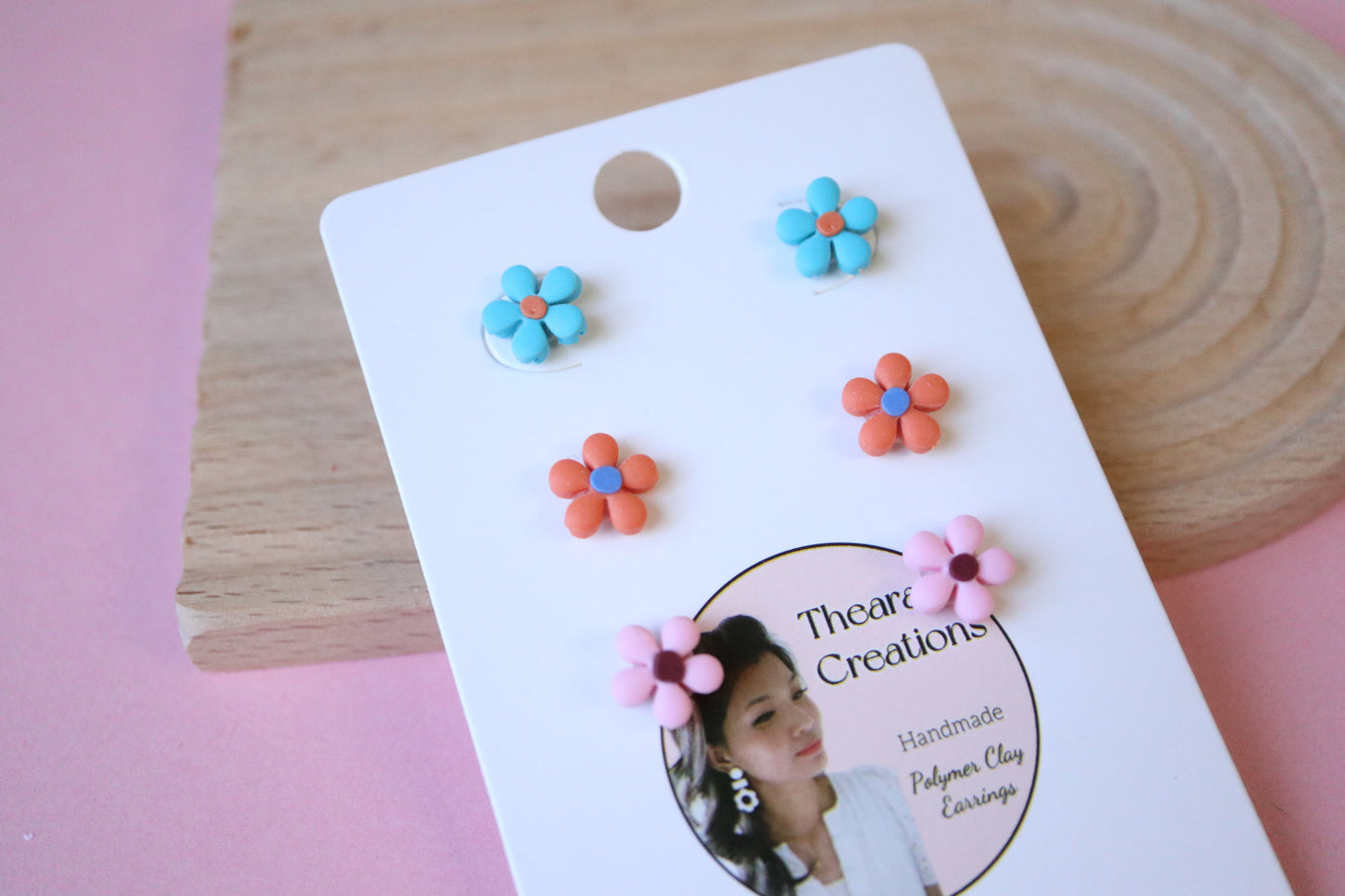 Mini Daisy 🌼 Studs