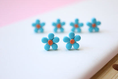 Mini Daisy 🌼 Studs