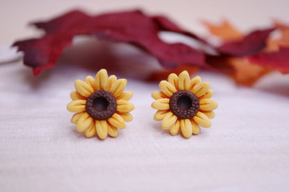 Sunflower 🌻 Studs