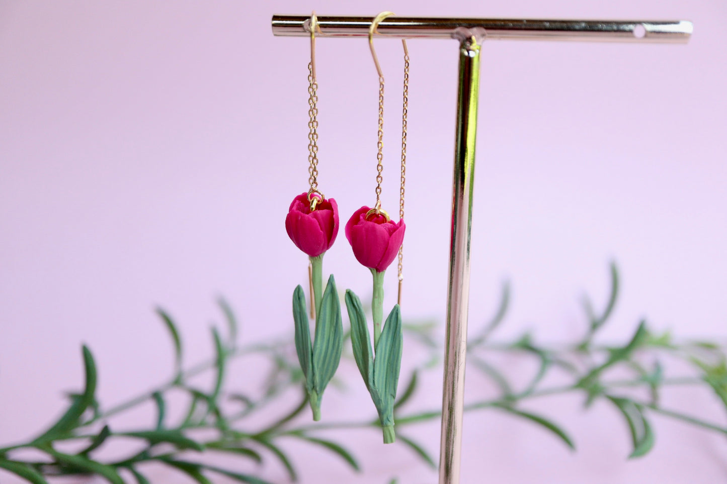 Tulip Fuchsia Link Earrings