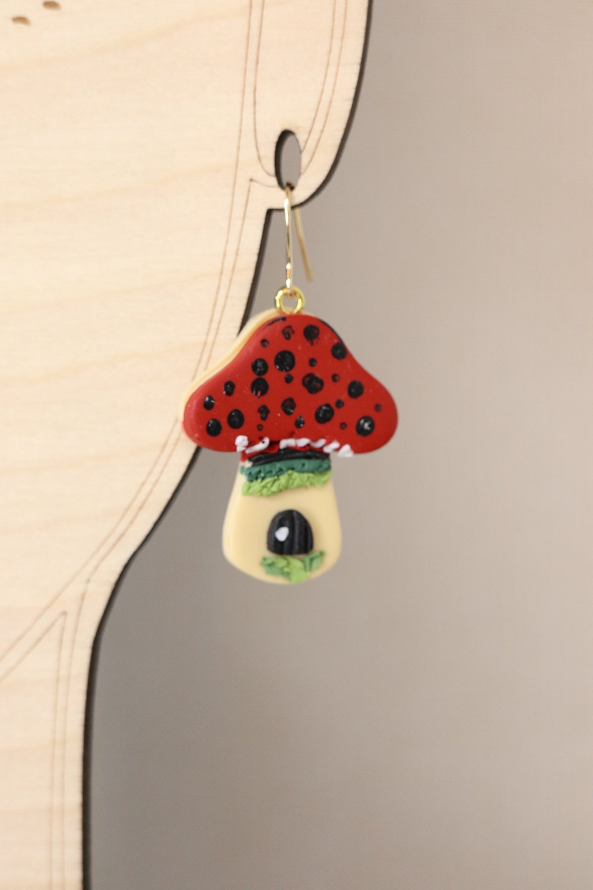 Amanita Red Mushroom |Night|Medium