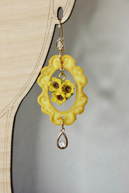 Vintage Sunflower Charm