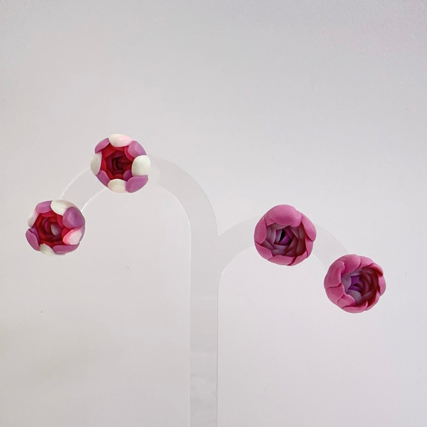 Peony pink studs￼ ￼