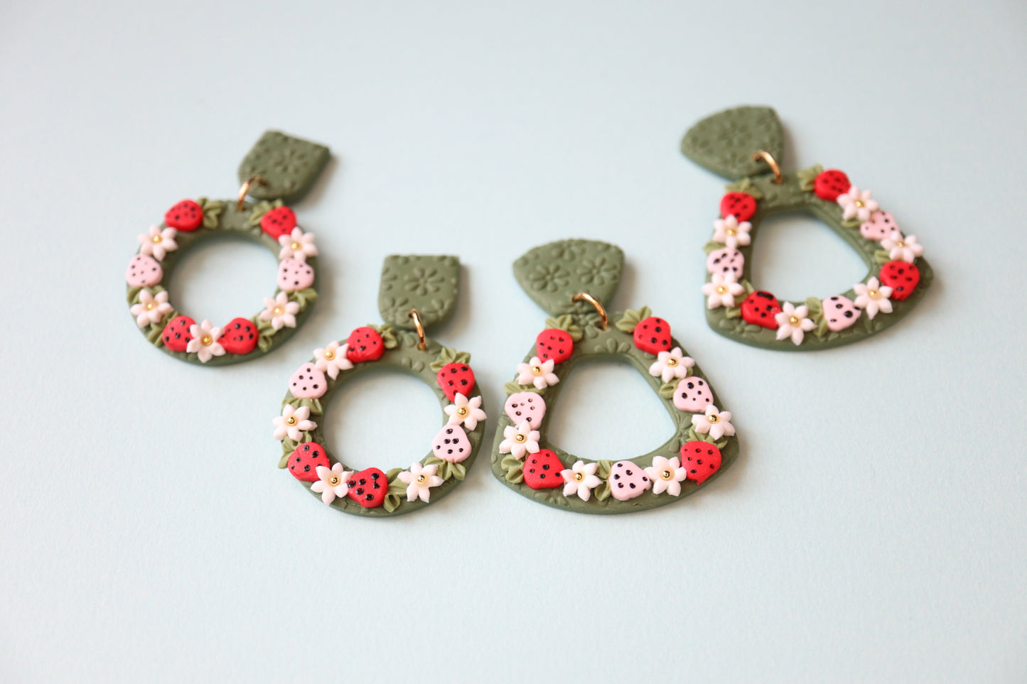 Strawberry 🍓Earrings