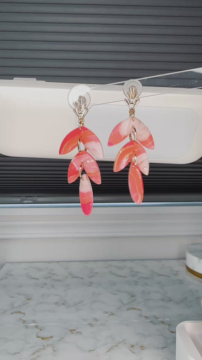 Dream Leafs Persian Pink Earrings